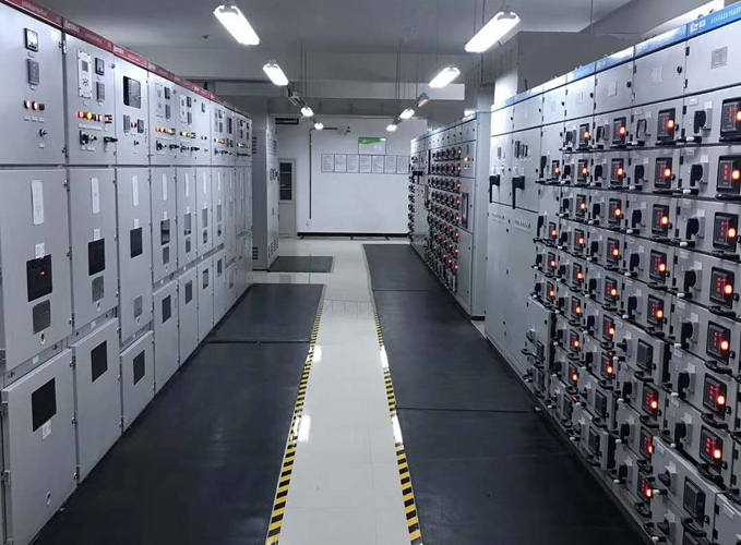 石家莊配電柜,河北配電柜,石家莊變頻柜,石家莊PLC控制柜 石家莊配電柜,河北配電柜,石家莊變頻柜,石家莊PLC控制柜