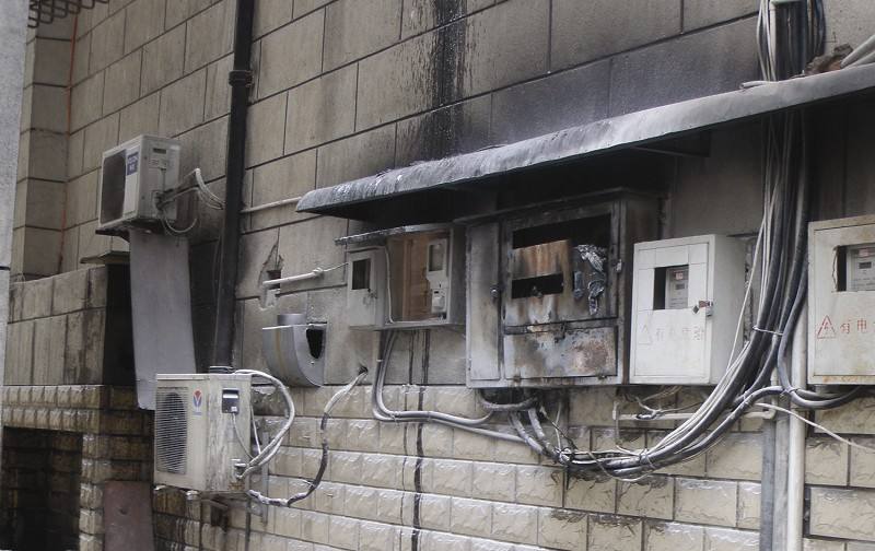 配電箱起火 配電箱起火