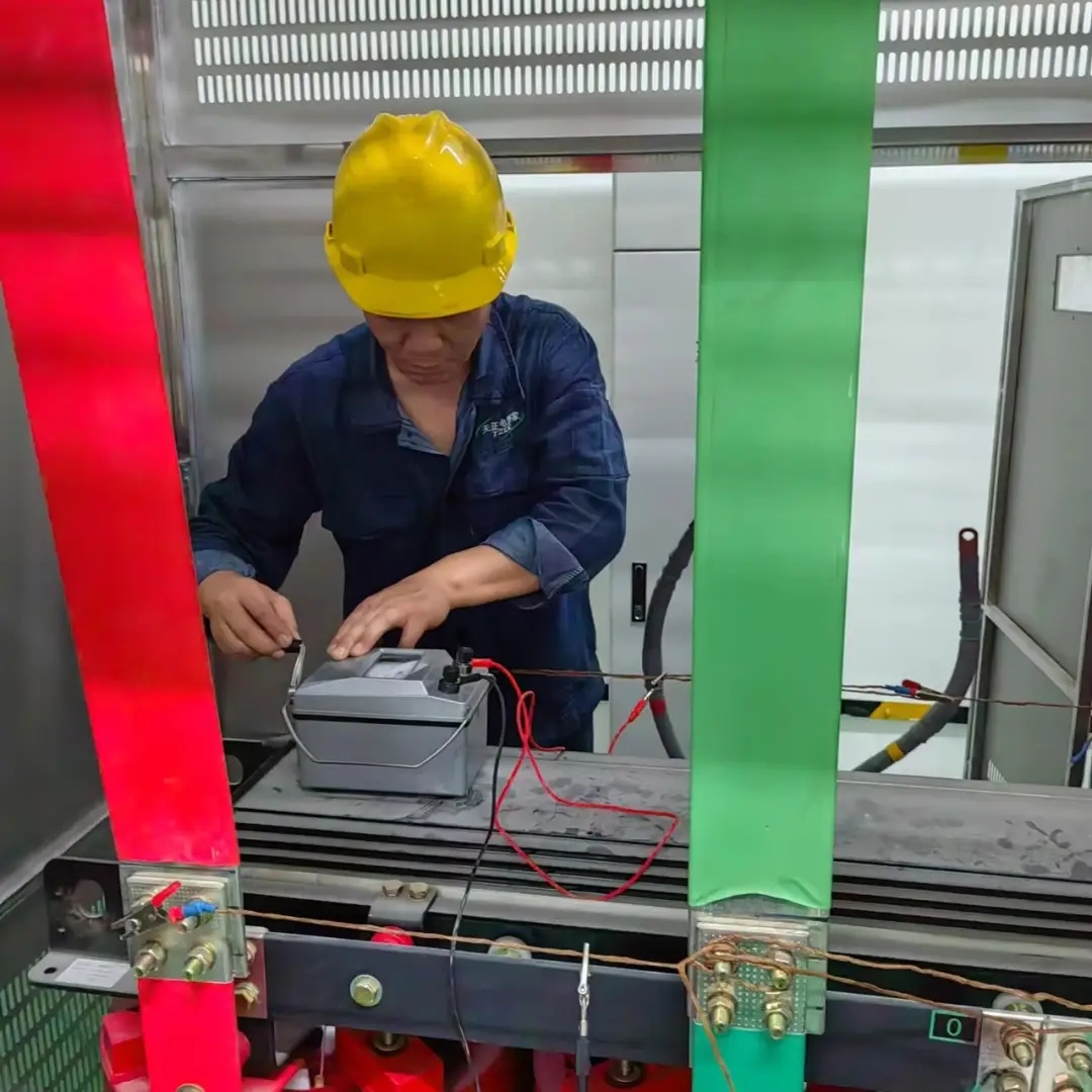 石家莊配電柜,河北配電柜,石家莊變頻柜,石家莊PLC控制柜 石家莊配電柜,河北配電柜,石家莊變頻柜,石家莊PLC控制柜